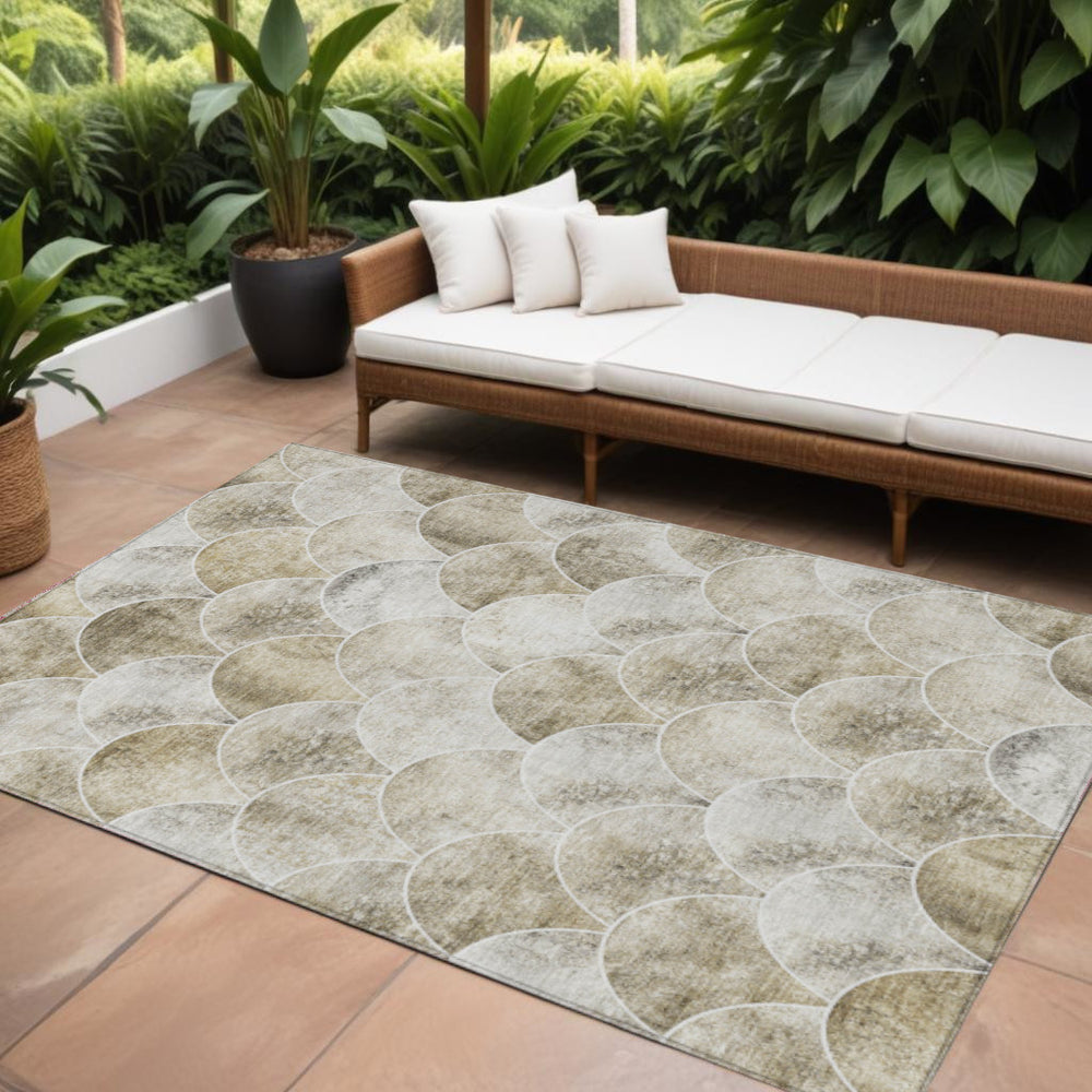 Homeroots 3' Beige Ivory Tan Abstract Washable Indoor Outdoor Area Rug For Stylish Home Décor And Durability 10' X 14' Polyester 577660