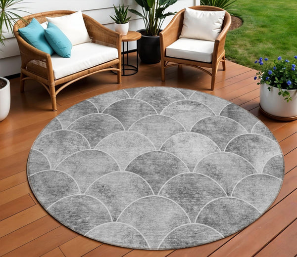 HomeRoots 5' Modern Abstract Gray Charcoal and Ivory Area Rug for Indoor/Outdoor Spaces - Easy Care Design 8' Round 577669