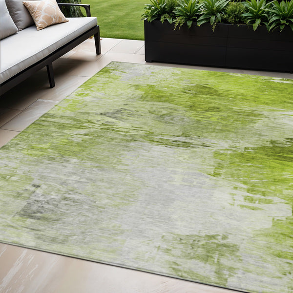 Homeroots 3' Abstract Artichoke Green And Lime Area Rug - Washable, Durable Design For Indoor & Outdoor Use 5' X 8' Polyester 577698