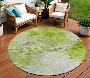 Homeroots 3' Abstract Artichoke Green And Lime Area Rug - Washable, Durable Design For Indoor & Outdoor Use 8' Round Polyester 577699