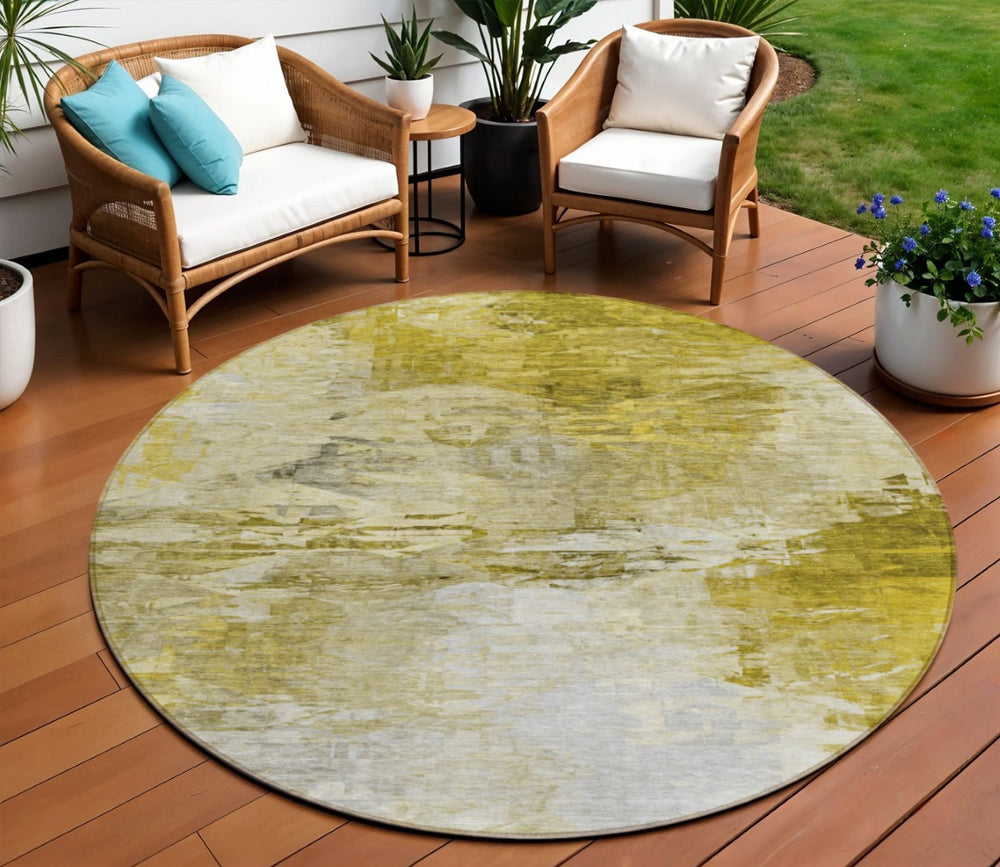 HomeRoots 5' Elegant Gold Beige Wheat Abstract Area Rug - Stylish, Durable, Washable for Indoor & Outdoor Use 8' Round 577711