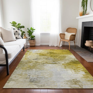 Homeroots 3' Abstract Artichoke Green And Lime Area Rug - Washable, Durable Design For Indoor & Outdoor Use 10' X 14' Polyester 577714