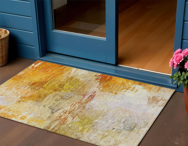 Homeroots 3' Abstract Artichoke Green And Lime Area Rug - Washable, Durable Design For Indoor & Outdoor Use 3' X 5' Polyester 577721