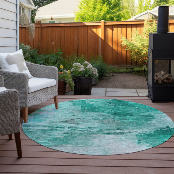 Homeroots 3' Abstract Artichoke Green And Lime Area Rug - Washable, Durable Design For Indoor & Outdoor Use 8' Round Polyester 577735