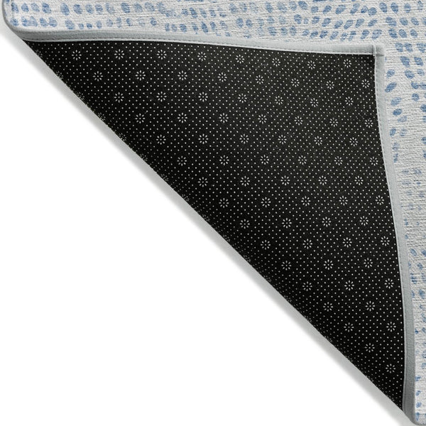 HomeRoots 5' Stylish Denim Blue Geometric Area Rug for Indoor & Outdoor Use – Durable, Washable & Versatile 5' X 8' 577740