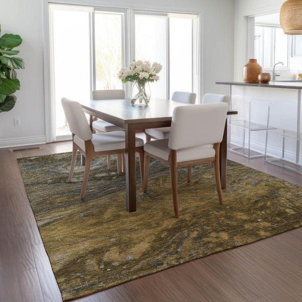 Homeroots 3' Denim Blue And Sky Blue Abstract Washable Area Rug – Perfect For Indoor And Outdoor Spaces! 5' X 8' Polyester 577824