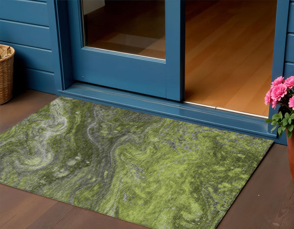 Homeroots 3' Denim Blue And Sky Blue Abstract Washable Area Rug – Perfect For Indoor And Outdoor Spaces! 3' X 5' Polyester 577829