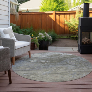 Homeroots 3' Denim Blue And Sky Blue Abstract Washable Area Rug – Perfect For Indoor And Outdoor Spaces! 8' Round Polyester 577837