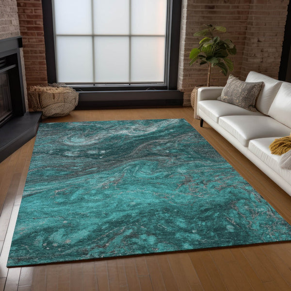 Homeroots 3' Denim Blue And Sky Blue Abstract Washable Area Rug – Perfect For Indoor And Outdoor Spaces! 5' X 8' Polyester 577842