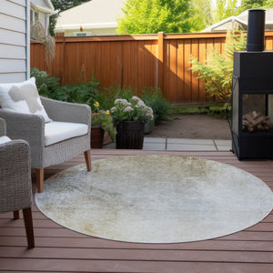 Homeroots 3' Ombre Beige Sky Blue And Teal Indoor Outdoor Area Rug – Durable, Washable, Stain Resistant Design 8' Round Polyester 577916