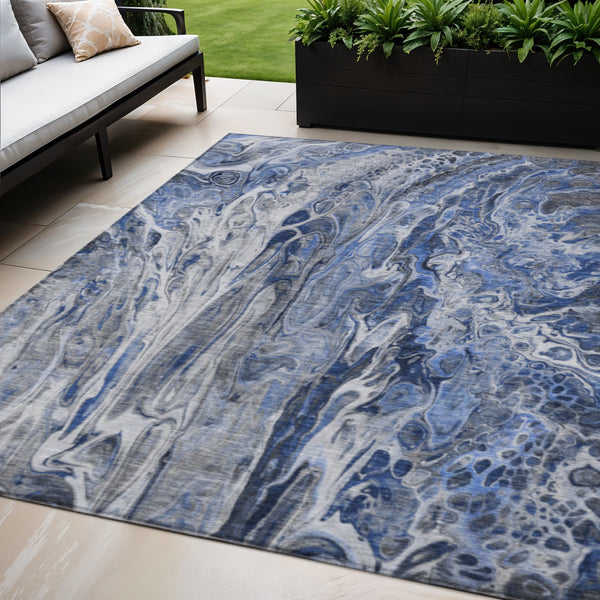 Homeroots 3' Denim Blue And Navy Abstract Washable Area Rug - Versatile Indoor Outdoor Décor For Any Space 5' X 8' Polyester 577927