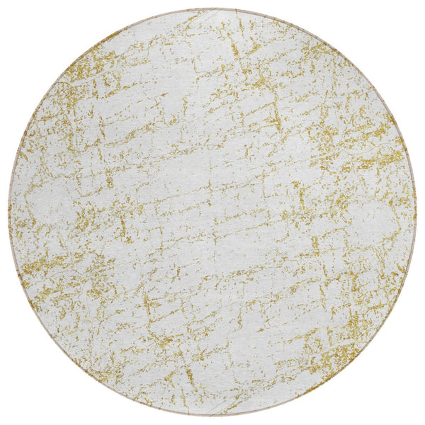 HomeRoots 5' Gold and Ivory Abstract Area Rug - Stylish, Washable, Durable for Indoor and Outdoor Spaces 8' Round 578072