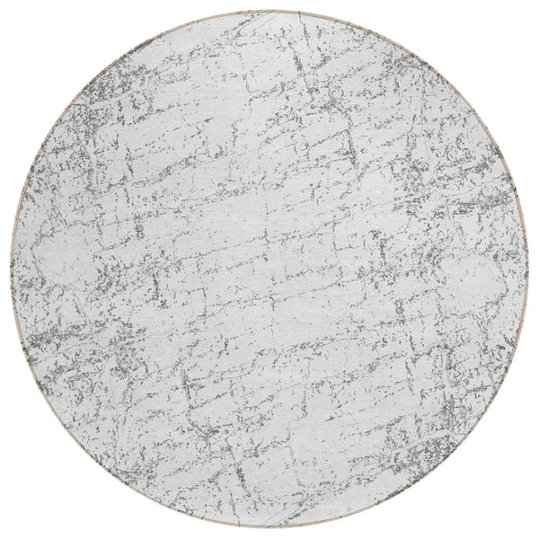 HomeRoots 5' Gray and Ivory Abstract Area Rug - Stylish, Washable, Durable for Indoor and Outdoor Spaces 8' Round 578078