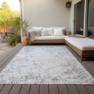 Homeroots 3' Stylish Black, White & Gray Abstract Washable Area Rug For Indoor & Outdoor Spaces 10' X 14' Polyester 578081