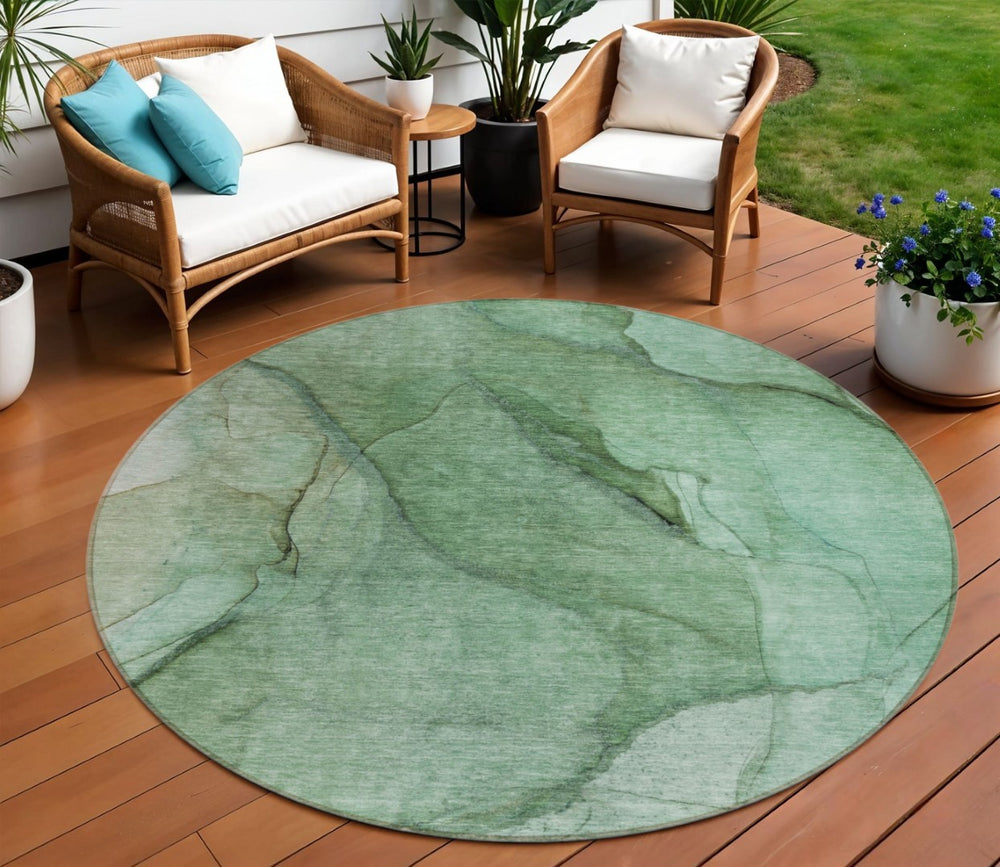 HomeRoots 5' Green and Sage Abstract Area Rug - Stylish, Washable, Indoor/Outdoor, Durable for High-Traffic Areas 8' Round 578108