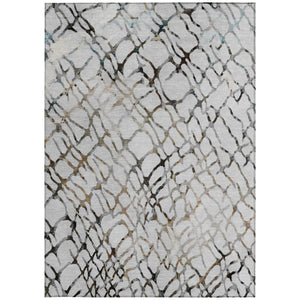 Homeroots 3' Stylish Silver Gray & Charcoal Abstract Washable Area Rug For Indoor & Outdoor Spaces 3' X 5' Polyester 578130