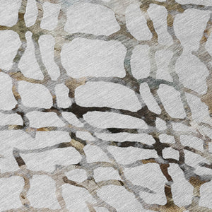 Homeroots 3' Stylish Silver Gray & Charcoal Abstract Washable Area Rug For Indoor & Outdoor Spaces 8' Round Polyester 578132