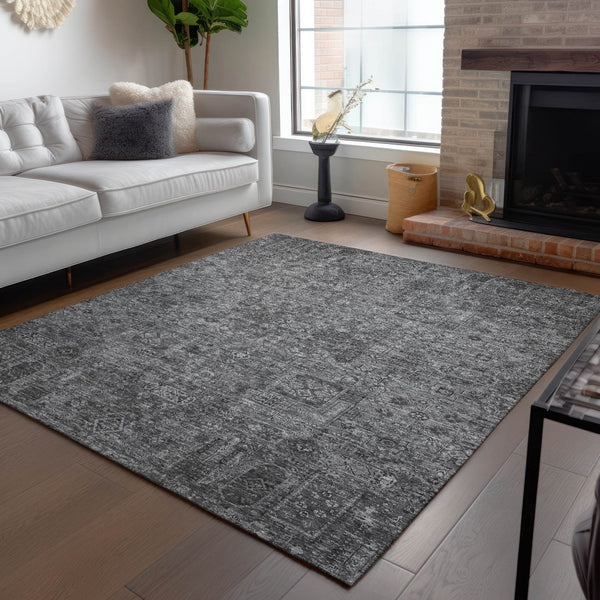 Homeroots 3' Charcoal And Silver Floral Area Rug - Washable, Indoor-outdoor, Stain Resistant, Durable Design 5' X 8' Polyester 578173