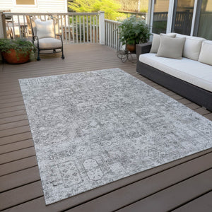 Homeroots 3' Charcoal And Silver Floral Area Rug - Washable, Indoor-outdoor, Stain Resistant, Durable Design 5' X 8' Polyester 578179