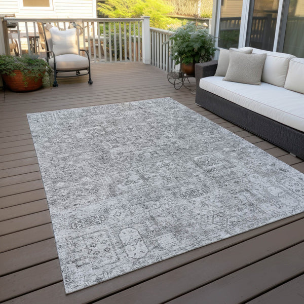 Homeroots 3' Charcoal And Silver Floral Area Rug - Washable, Indoor-outdoor, Stain Resistant, Durable Design 8' X 10' Polyester 578181