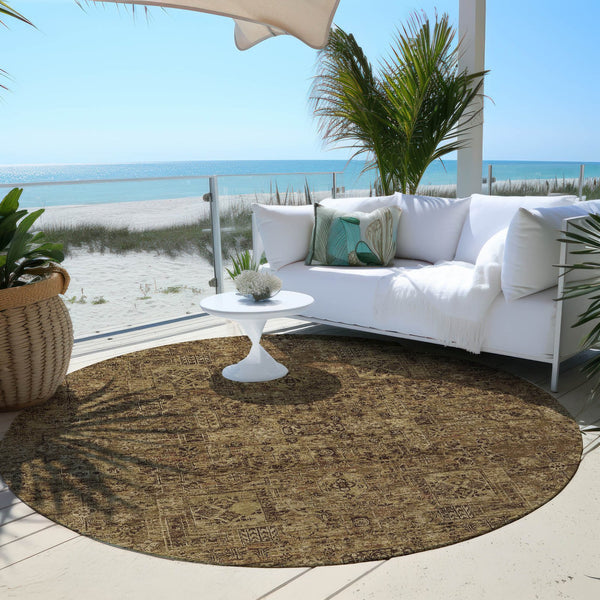 Homeroots 3' Charcoal And Silver Floral Area Rug - Washable, Indoor-outdoor, Stain Resistant, Durable Design 8' Round Polyester 578198