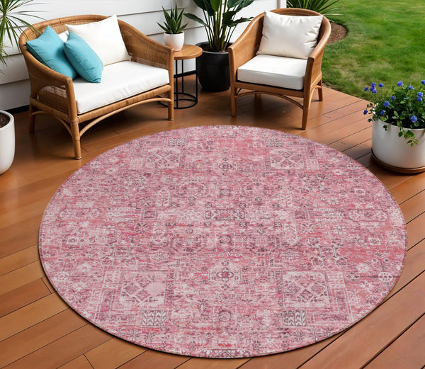 Homeroots 3' Charcoal And Silver Floral Area Rug - Washable, Indoor-outdoor, Stain Resistant, Durable Design 8' Round Polyester 578204