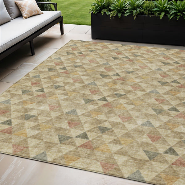 Homeroots 3' Beige Tan And Taupe Geometric Washable Area Rug For Indoor And Outdoor Spaces - Durable Design 5' X 8' Polyester 578239