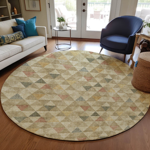 Homeroots 3' Beige Tan And Taupe Geometric Washable Area Rug For Indoor And Outdoor Spaces - Durable Design 8' Round Polyester 578240