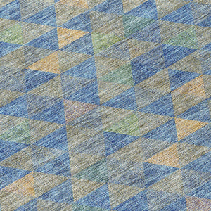 Homeroots 3' Beige Tan And Taupe Geometric Washable Area Rug For Indoor And Outdoor Spaces - Durable Design 8' Round Polyester 578246