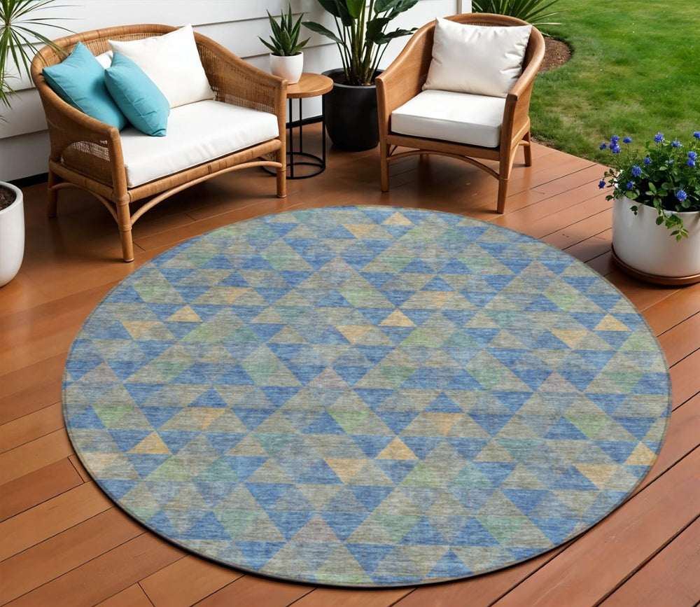 HomeRoots 5' Sky Blue and Gray Geometric Washable Area Rug for Indoor and Outdoor Spaces - Modern Comfort 8' Round 578246