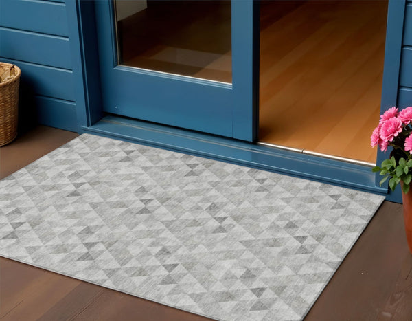 Homeroots 3' Beige Tan And Taupe Geometric Washable Area Rug For Indoor And Outdoor Spaces - Durable Design 3' X 5' Polyester 578250