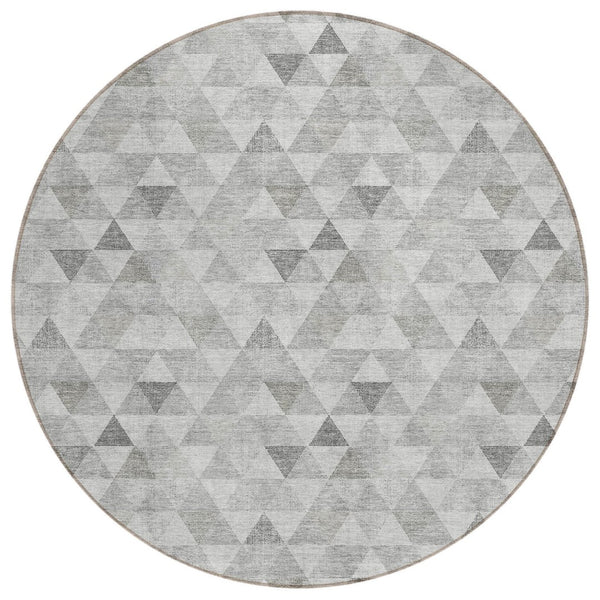 HomeRoots 5' Silver Beige and Taupe Geometric Washable Area Rug for Indoor and Outdoor Living Spaces 8' Round 578252