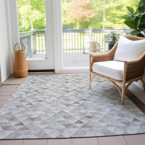 Homeroots 3' Beige Tan And Taupe Geometric Washable Area Rug For Indoor And Outdoor Spaces - Durable Design 10' X 14' Polyester 578255