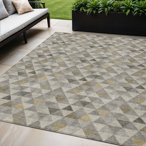 Homeroots 3' Beige Tan And Taupe Geometric Washable Area Rug For Indoor And Outdoor Spaces - Durable Design 5' X 8' Polyester 578257