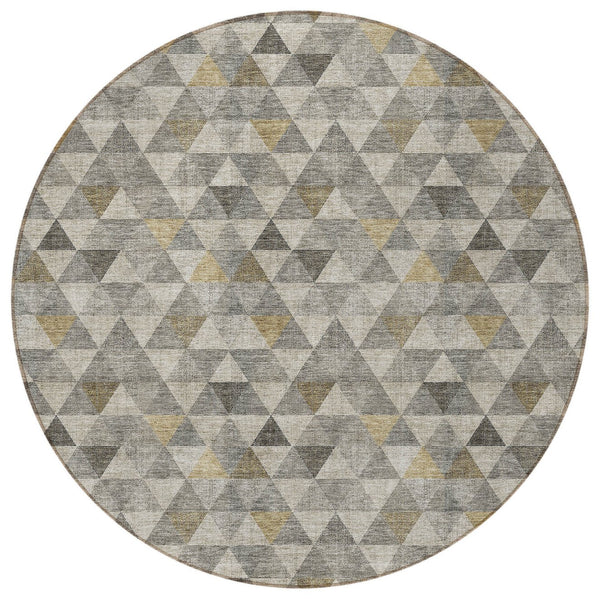 Homeroots 3' Beige Tan And Taupe Geometric Washable Area Rug For Indoor And Outdoor Spaces - Durable Design 8' Round Polyester 578258