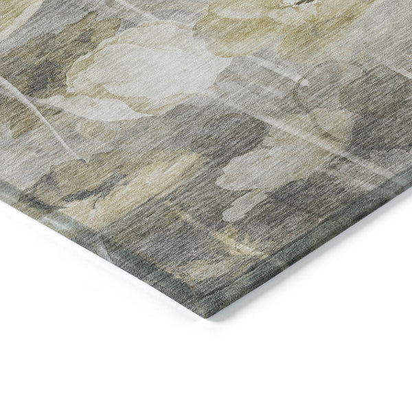 Homeroots 3' Beige Taupe Floral Washable Area Rug For Indoor And Outdoor Spaces - Stylish And Durable Design 3' X 5' Polyester 578262