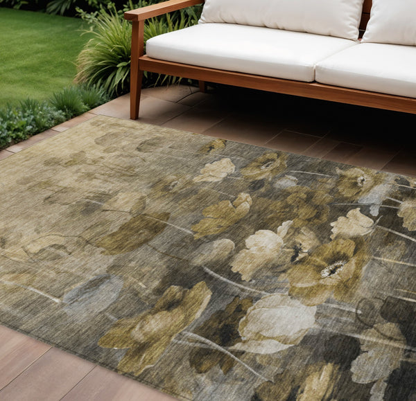 Homeroots 3' Beige Taupe Floral Washable Area Rug For Indoor And Outdoor Spaces - Stylish And Durable Design 9' X 12' Polyester 578284