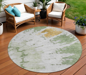 Homeroots 3' Artichoke Green Abstract Indoor Outdoor Area Rug – Stylish, Washable, And Stain Resistant Design 8' Round Polyester 578288