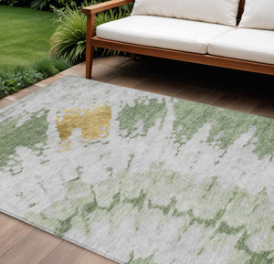 Homeroots 3' Artichoke Green Abstract Indoor Outdoor Area Rug – Stylish, Washable, And Stain Resistant Design 10' X 14' Polyester 578291