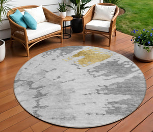 Homeroots 3' Artichoke Green Abstract Indoor Outdoor Area Rug – Stylish, Washable, And Stain Resistant Design 8' Round Polyester 578300