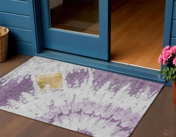 Homeroots 3' Artichoke Green Abstract Indoor Outdoor Area Rug – Stylish, Washable, And Stain Resistant Design 3' X 5' Polyester 578304