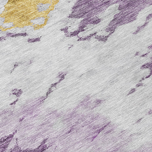 Homeroots 3' Artichoke Green Abstract Indoor Outdoor Area Rug – Stylish, Washable, And Stain Resistant Design 8' Round Polyester 578306