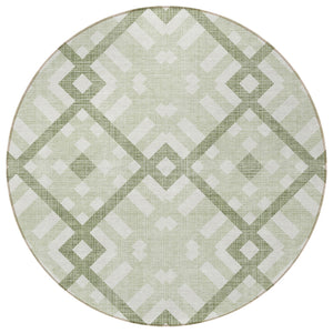 Homeroots 3' Artichoke Green Geometric Washable Area Rug - Perfect For Indoor And Outdoor Spaces, Durable Design 8' Round Polyester 578366