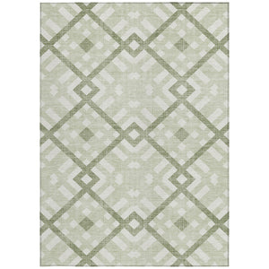 Homeroots 3' Artichoke Green Geometric Washable Area Rug - Perfect For Indoor And Outdoor Spaces, Durable Design 9' X 12' Polyester 578368