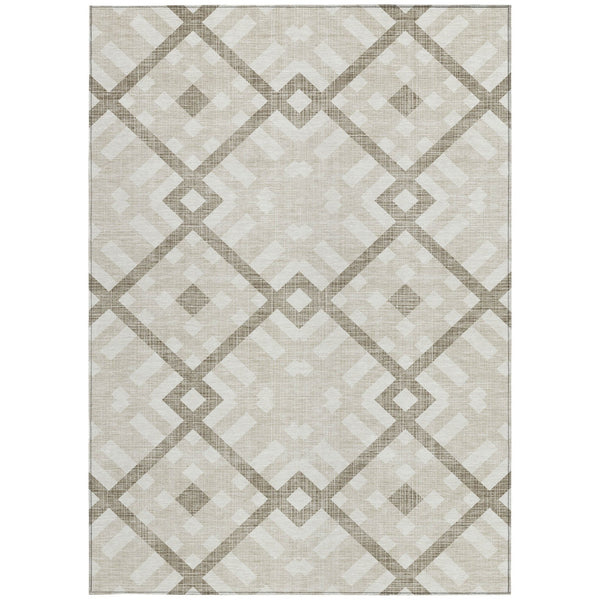 Homeroots 3' Artichoke Green Geometric Washable Area Rug - Perfect For Indoor And Outdoor Spaces, Durable Design 8' X 10' Polyester 578373