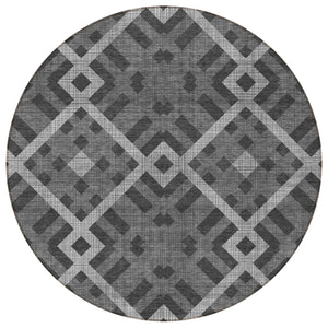 Homeroots 3' Artichoke Green Geometric Washable Area Rug - Perfect For Indoor And Outdoor Spaces, Durable Design 8' Round Polyester 578378