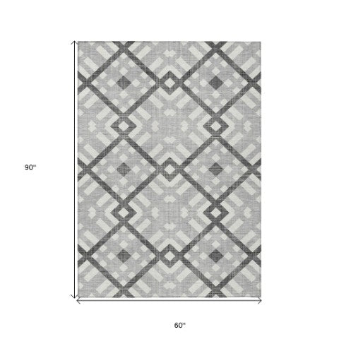 Homeroots 3' Artichoke Green Geometric Washable Area Rug - Perfect For Indoor And Outdoor Spaces, Durable Design 5' X 8' Polyester 578389