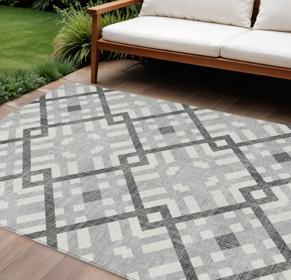 HomeRoots 5' Modern Geometric Gray Charcoal and Ivory Area Rug - Durable, Washable for Indoor & Outdoor Use 10' X 14' 578393