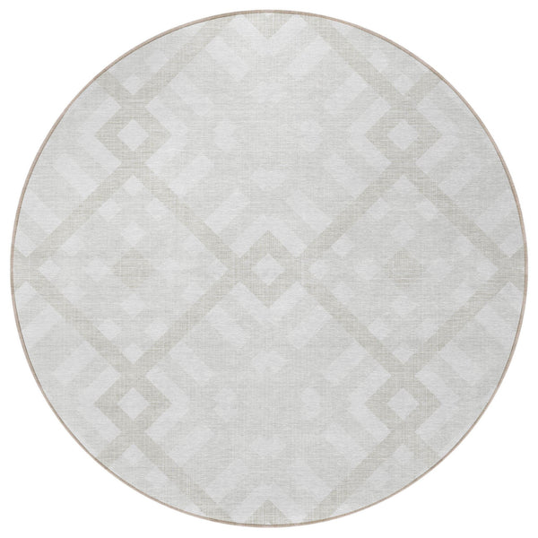 Homeroots 3' Artichoke Green Geometric Washable Area Rug - Perfect For Indoor And Outdoor Spaces, Durable Design 8' Round Polyester 578396
