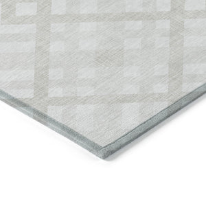 Homeroots 3' Artichoke Green Geometric Washable Area Rug - Perfect For Indoor And Outdoor Spaces, Durable Design 10' X 14' Polyester 578399